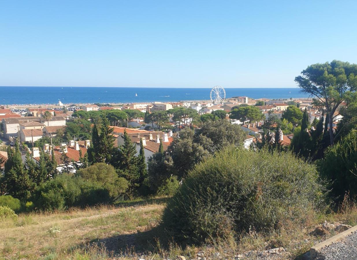 T2 Vue Mer Avec Parking Prive Saint-Pierre-la-Mer  Exterior foto