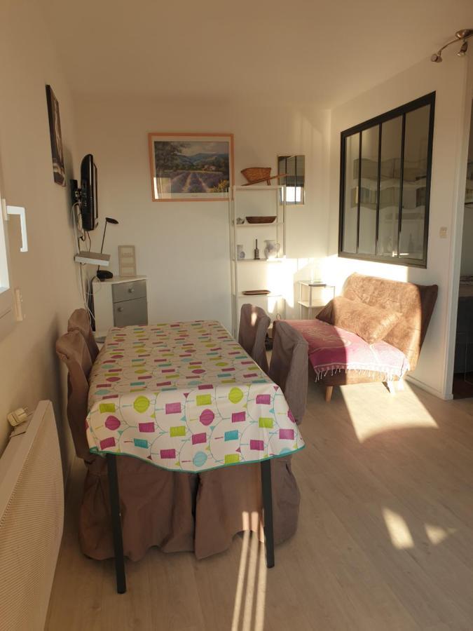T2 Vue Mer Avec Parking Prive Saint-Pierre-la-Mer  Exterior foto