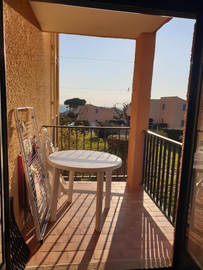 T2 Vue Mer Avec Parking Prive Saint-Pierre-la-Mer  Exterior foto